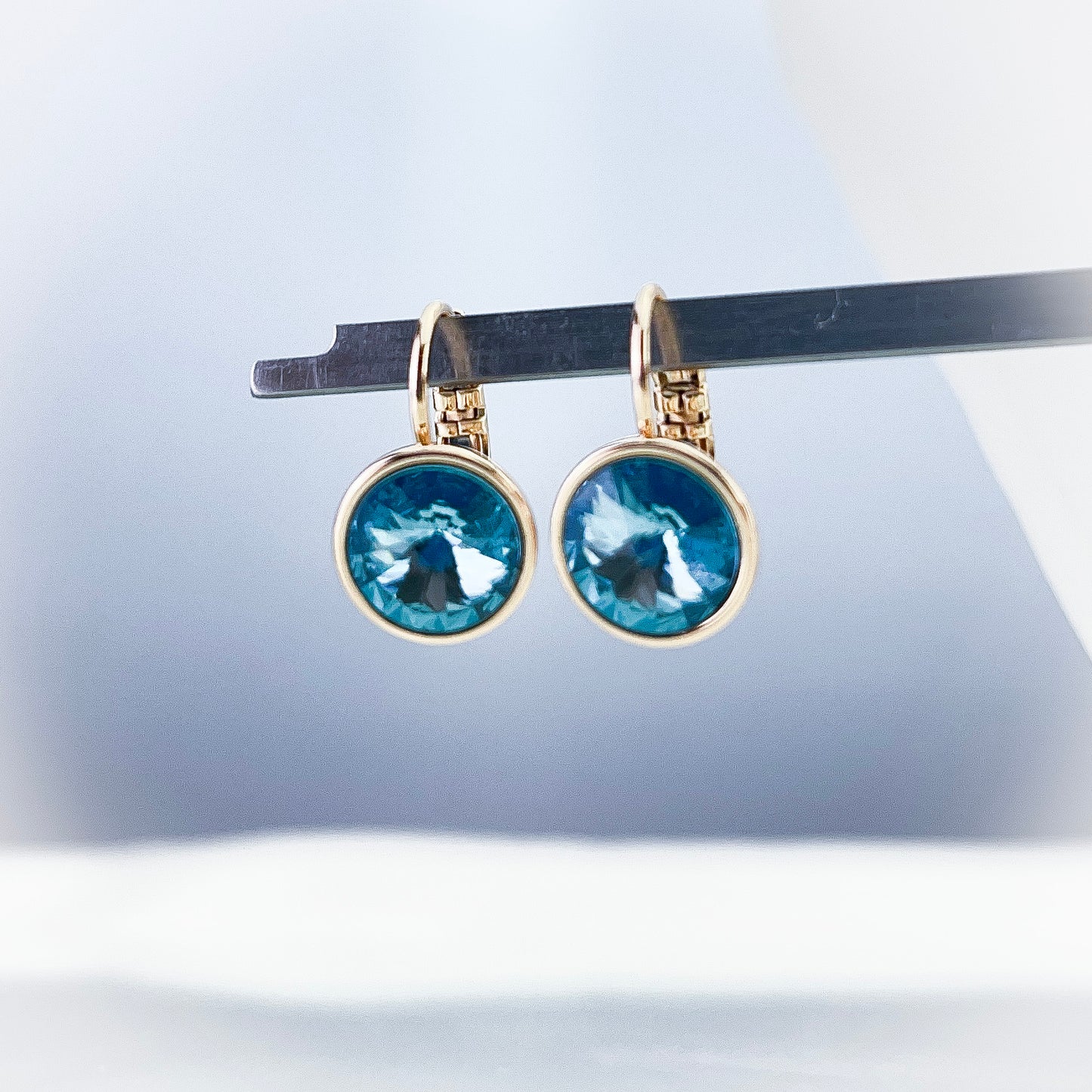 Golden Wave Blue Stone Earrings | beautiquepoint.com